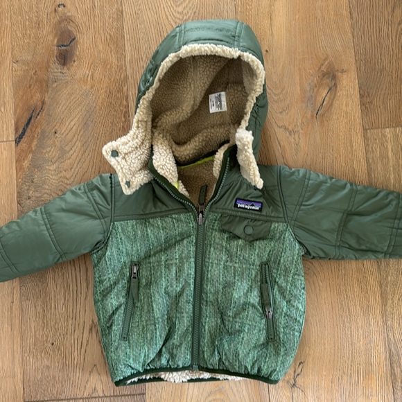 Patagonia Reversible Hoodie - Picture 2 of 2